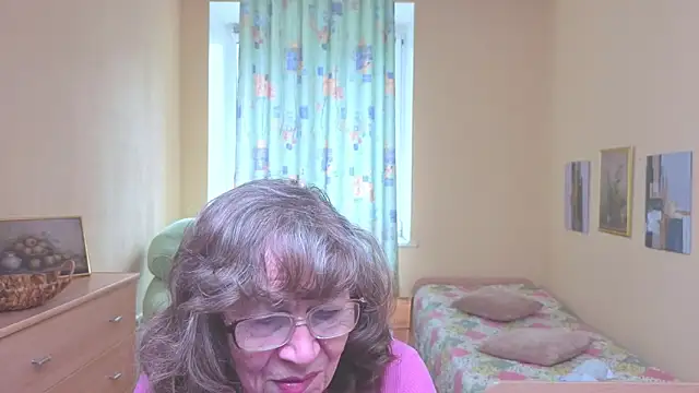 Betty Brick online show from April 9, 2026, 12:10 pm