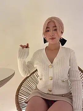 winter11 online show from October 17, 2025, 9:56 am