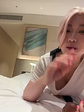 winter11 online show from March 8, 2026, 2:10 pm