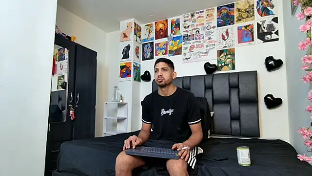 Snapshot of ashtoncooperr chatting on September 11, 2025, 5:46 pm ashtoncooperr online show from September 11, 2025, 5:46 pm