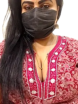 honey-flower online show from February 3, 2026, 7:57 am