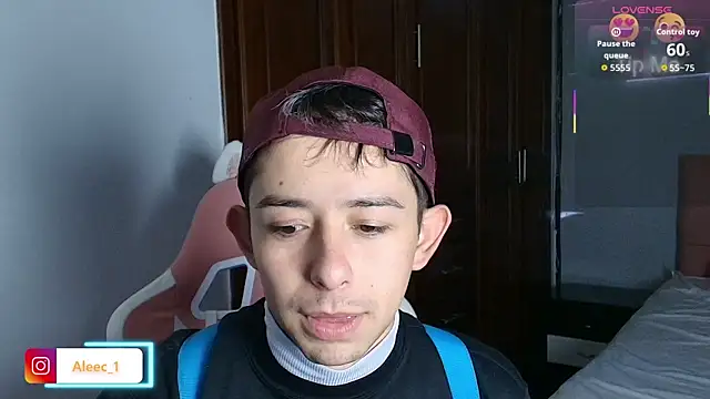 Snapshot of Aleecandrews chatting on October 24, 2025, 7:21 pm Aleecandrews online show from October 24, 2025, 7:21 pm