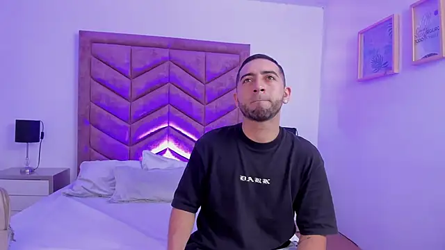 Snapshot of Lushian_ chatting on October 25, 2025, 3:29 pm Lushian online show from October 25, 2025, 3:29 pm