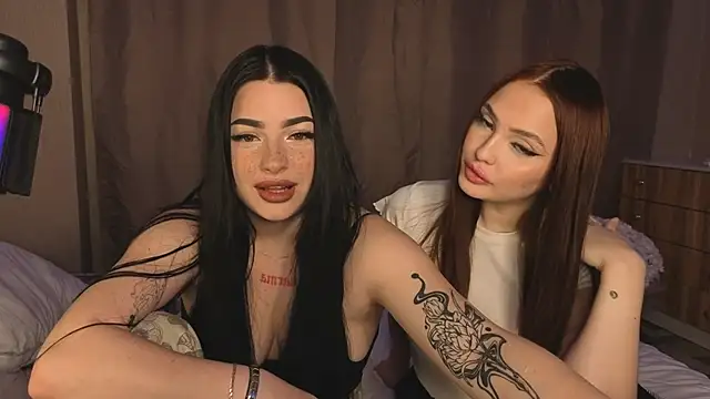 honey     bunny online show from October 17, 2025, 11:46 am