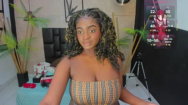 Snapshot of alana_bonny chatting on September 24, 2025, 12:19 pm alana bonny online show from September 24, 2025, 12:19 pm