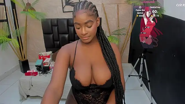 Snapshot of alana_bonny chatting on October 28, 2025, 12:30 pm alana bonny online show from October 28, 2025, 12:30 pm