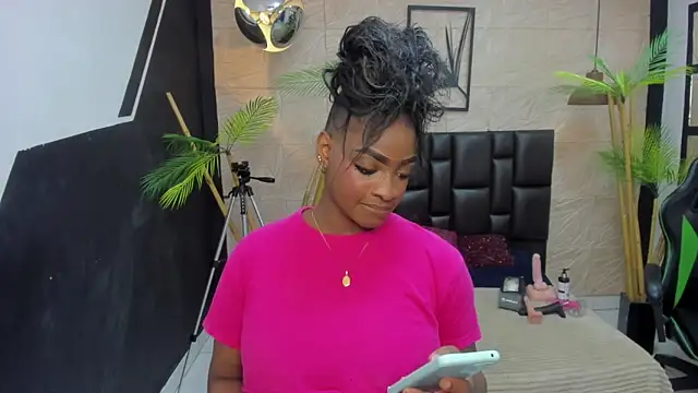 alana bonny online show from June 3, 2026, 2:19 pm