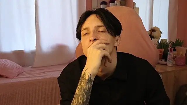 Snapshot of Martin_Jin chatting on September 30, 2025, 10:20 am Martin Jin online show from September 30, 2025, 10:20 am