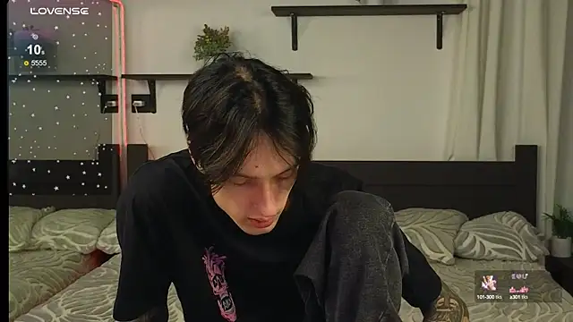 Snapshot of Martin_Jin chatting on October 12, 2025, 12:37 pm Martin Jin online show from October 12, 2025, 12:37 pm