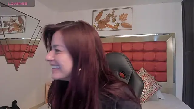 valerieMattson online show from September 29, 2025, 6:02 pm