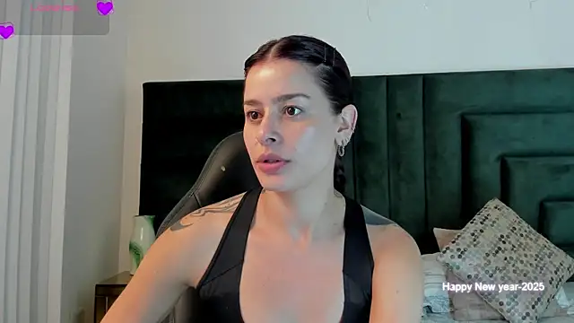 valerieMattson online show from December 19, 2025, 5:31 pm