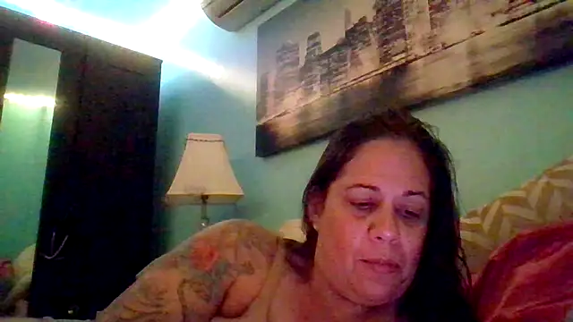 Snapshot of PrettyKittyMia chatting on September 27, 2025, 5:01 am PrettyKittyMia online show from September 27, 2025, 5:01 am