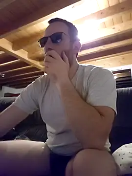 BrunJulienMetis online show from February 9, 2026, 7:18 pm