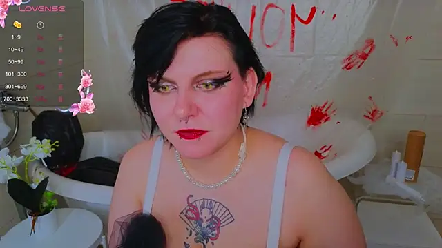 Snapshot of bluelunaray chatting on October 20, 2025, 10:05 am bluelunaray online show from October 20, 2025, 10:05 am