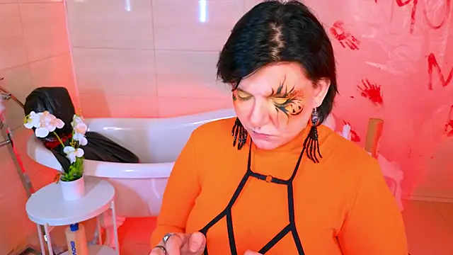 Snapshot of bluelunaray chatting on October 23, 2025, 10:03 am bluelunaray online show from October 23, 2025, 10:03 am