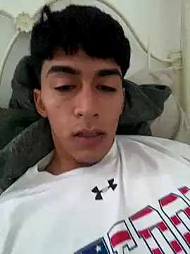 Snapshot of BadboyXXXMZ chatting on October 2, 2025, 1:07 pm BadboyXXXMZ online show from October 2, 2025, 1:07 pm