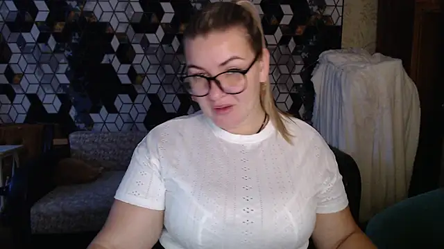 NikaSkylink online show from January 14, 2026, 5:13 am