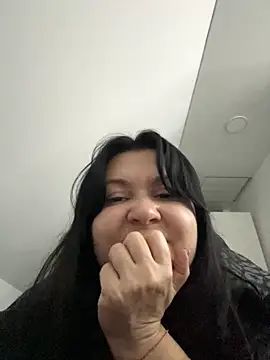 Liza Will online show from November 30, 2025, 10:03 pm