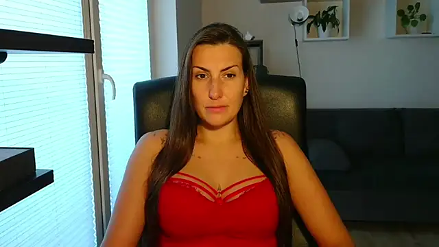 DonnaAmore online show from September 16, 2025, 3:24 pm