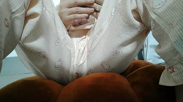 Emachiii online show from March 26, 2026, 5:35 am