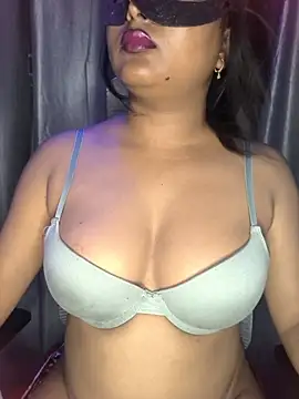 Nightgirl007 online show from July 24, 2026, 4:38 pm