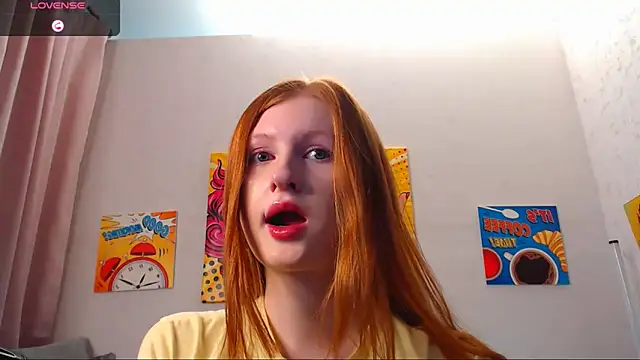 LuxXAngel online show from October 27, 2025, 11:41 pm