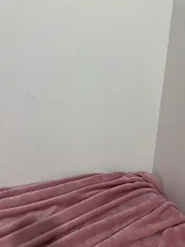 YourSlutBoySl online show from December 3, 2025, 9:07 am