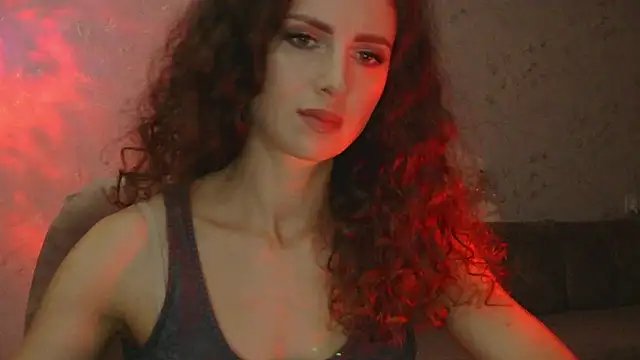 Amber Carrol online show from November 15, 2025, 6:04 pm