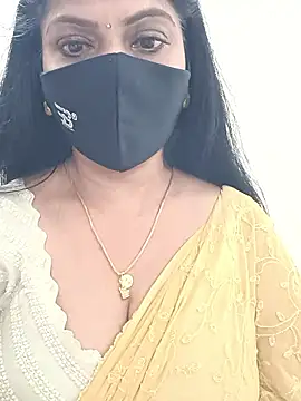 Snapshot of shivani27 chatting on January 11, 2026, 10:04 pm shivani27 online show from January 11, 2026, 10:04 pm