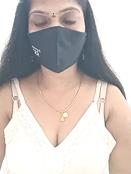 shivani27 online show from April 12, 2026, 2:16 am