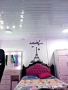 translatina777 online show from October 5, 2025, 8:51 pm