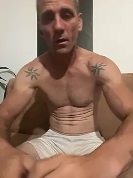 YzabellFabioo online show from July 25, 2026, 9:01 pm