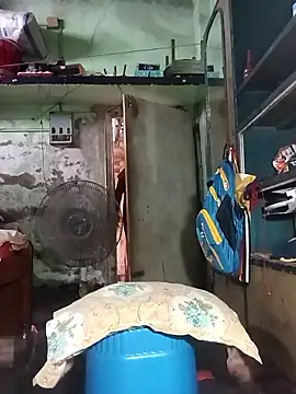Nude-Priya2 online show from May 25, 2026, 9:37 am