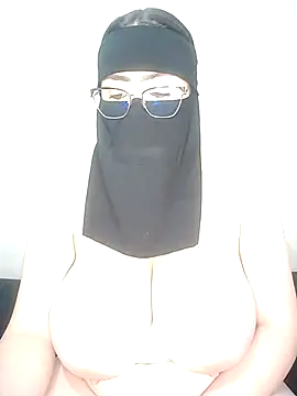 Snapshot of Arabic-loka chatting on October 1, 2025, 5:08 pm Arabic-loka online show from October 1, 2025, 5:08 pm