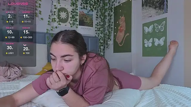 Ashley Pierce online show from September 19, 2025, 5:20 am