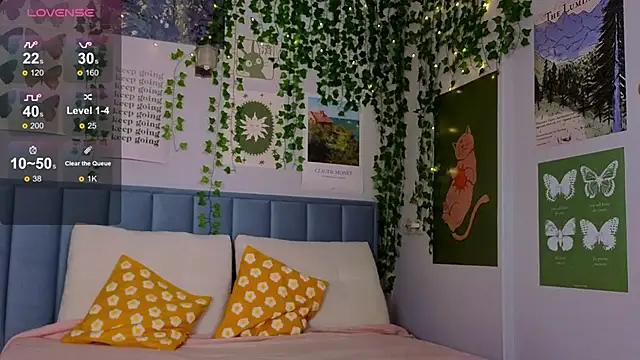 Ashley Pierce online show from October 20, 2025, 4:13 am