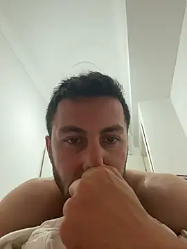 Snapshot of emredenizz07 chatting on November 5, 2025, 1:44 pm emredenizz07 online show from November 5, 2025, 1:44 pm