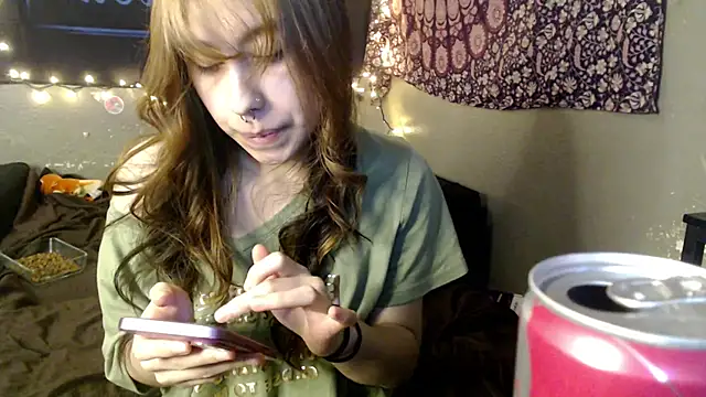 Snapshot of London_Ray chatting on July 12, 2026, 11:07 pm London Ray online show from July 12, 2026, 11:07 pm
