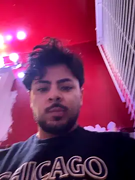 Snapshot of hugo_flo09 chatting on December 1, 2025, 12:59 am hugo flo09 online show from December 1, 2025, 12:59 am