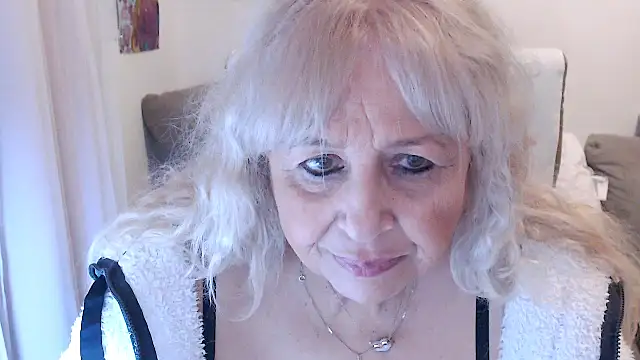 SusiLifeXXX online show from December 1, 2025, 8:25 pm