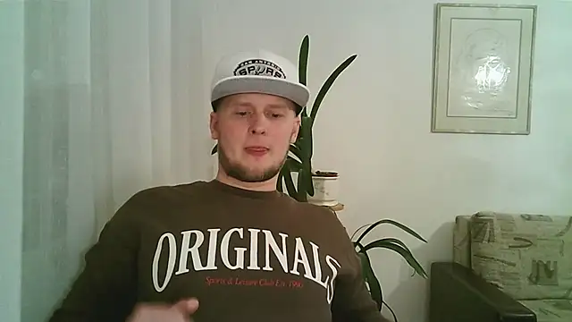 Dartanjanas13 online show from November 29, 2025, 9:18 pm