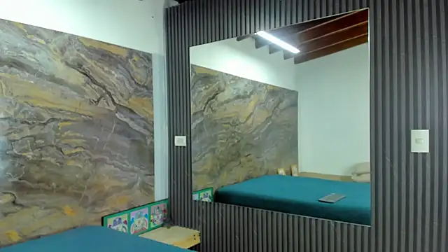 Snapshot of _Axel_09 chatting on October 9, 2025, 3:59 am Axel 09 online show from October 9, 2025, 3:59 am