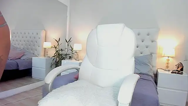 Snapshot of ScarlettGonzalez_ chatting on October 25, 2025, 8:03 pm ScarlettGonzalez online show from October 25, 2025, 8:03 pm