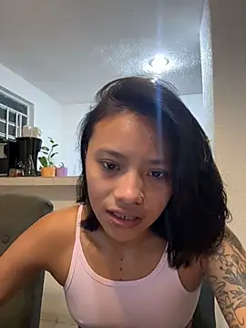 Nia Desire online show from August 4, 2026, 6:16 am
