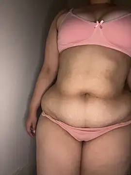 Snapshot of prernaa_love chatting on February 12, 2026, 11:16 am prernaa love online show from February 12, 2026, 11:16 am