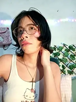 dolliette24 online show from January 7, 2026, 9:06 pm