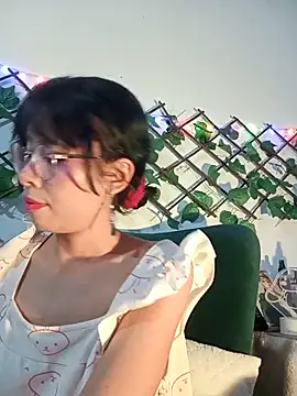 Snapshot of dolliette24 chatting on May 21, 2026, 3:46 am dolliette24 online show from May 21, 2026, 3:46 am
