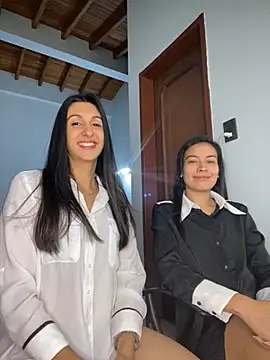 Saloriz Col online show from December 3, 2025, 2:04 pm