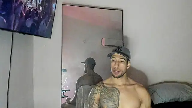 Snapshot of ThiagoLugo chatting on September 12, 2025, 10:10 pm ThiagoLugo online show from September 12, 2025, 10:10 pm