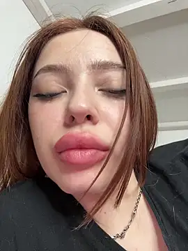 Snapshot of Hannah_xBaby chatting on March 7, 2026, 7:22 pm Hannah xBaby online show from March 7, 2026, 7:22 pm